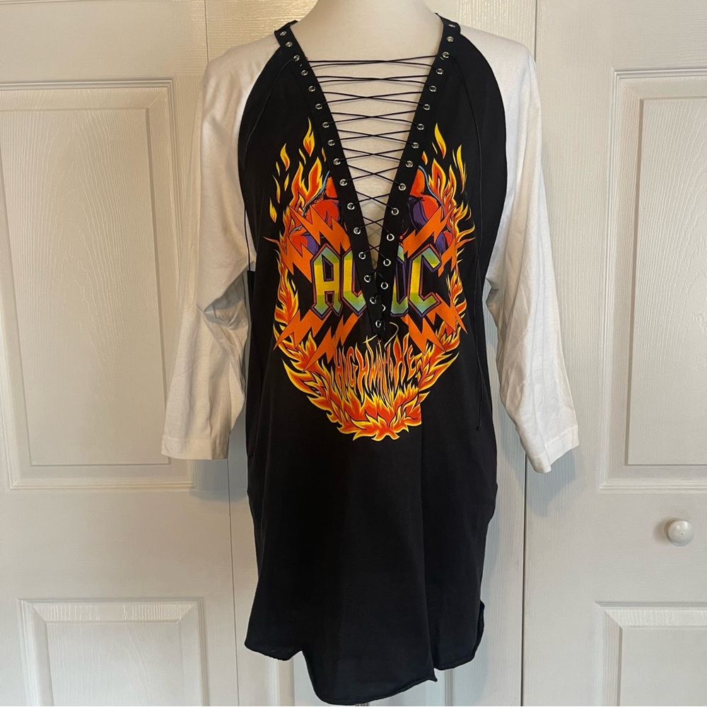 AC/DC Lace Up Shirt - Picture 4 of 10